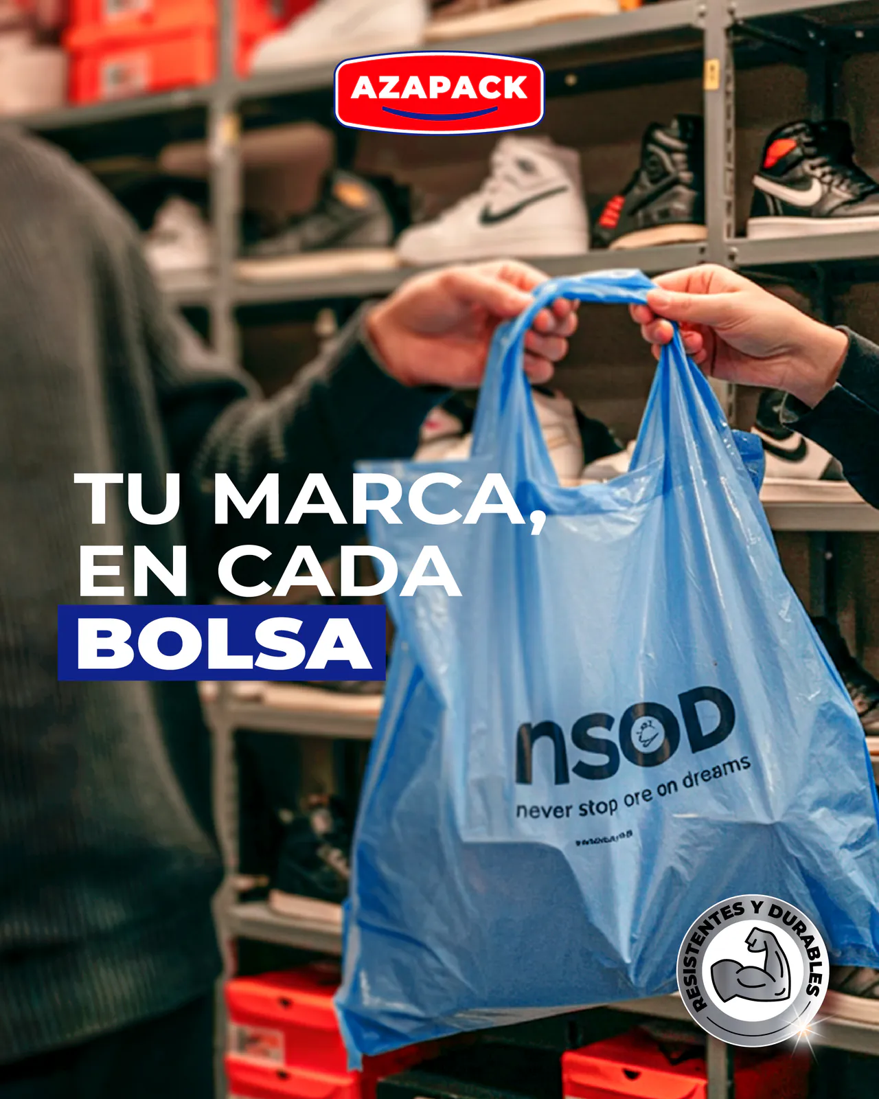 Post de redes de Azapack mostrando bolsa personalizada para una tienda, diseño de Follow Me Agency